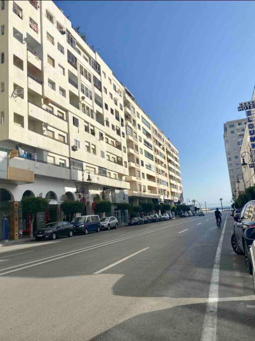 Apartment Oumnia 1 - City Center Tanger Zewnętrze zdjęcie